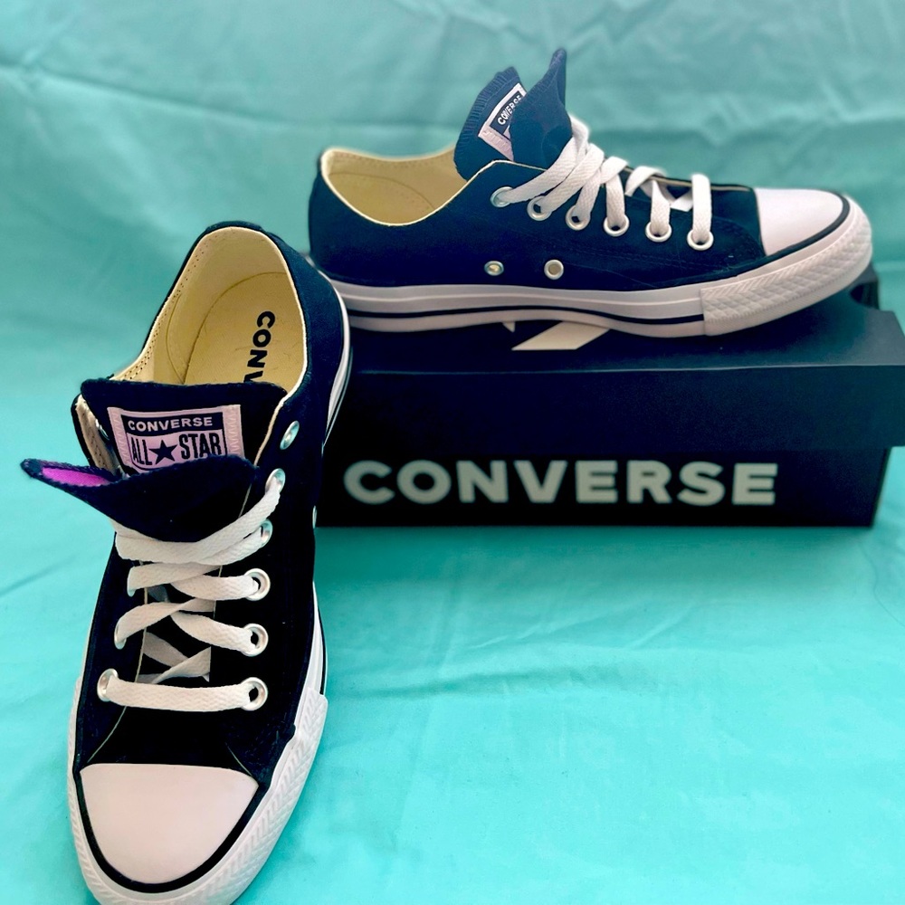 NWOB - Converse All Star “double-tongue” low tops - Women’s 7 /Mens 5